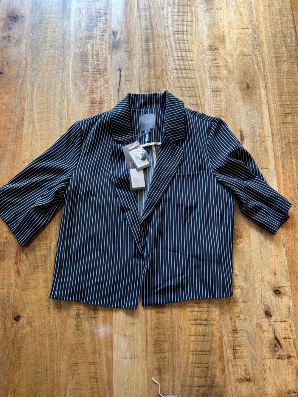 LYSSE Navy Blue Pinstripe Cropped Blazer silky one button SZ small NEW NWT
